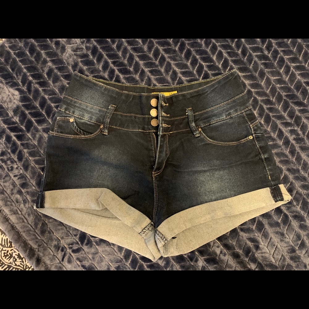 YMI: Wanna Betta Butt Shorts